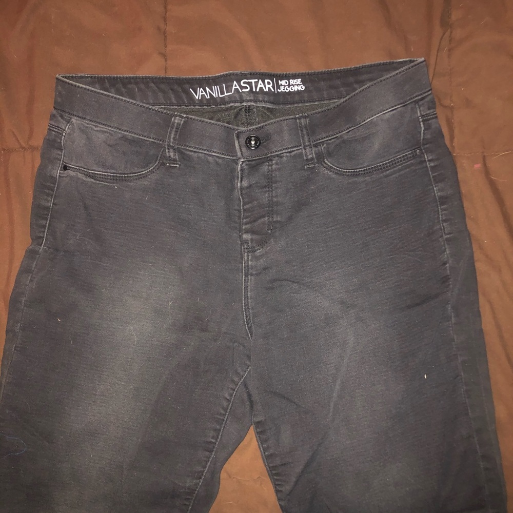 Vanilla Star Mid Rise Jeggings